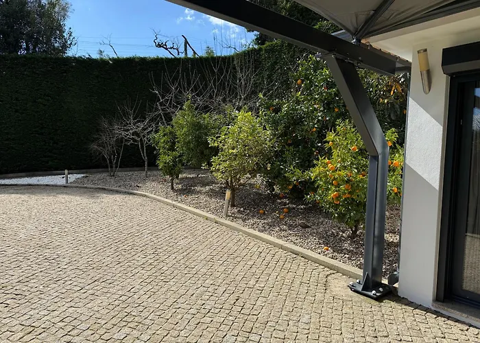 Quinta Palmeiras Villa *